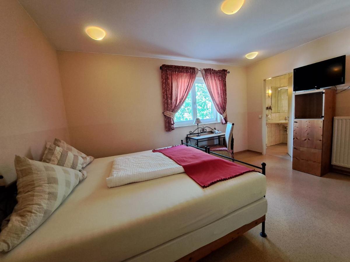 Mediterran Hotel Juwel Karlstein am Main المظهر الخارجي الصورة