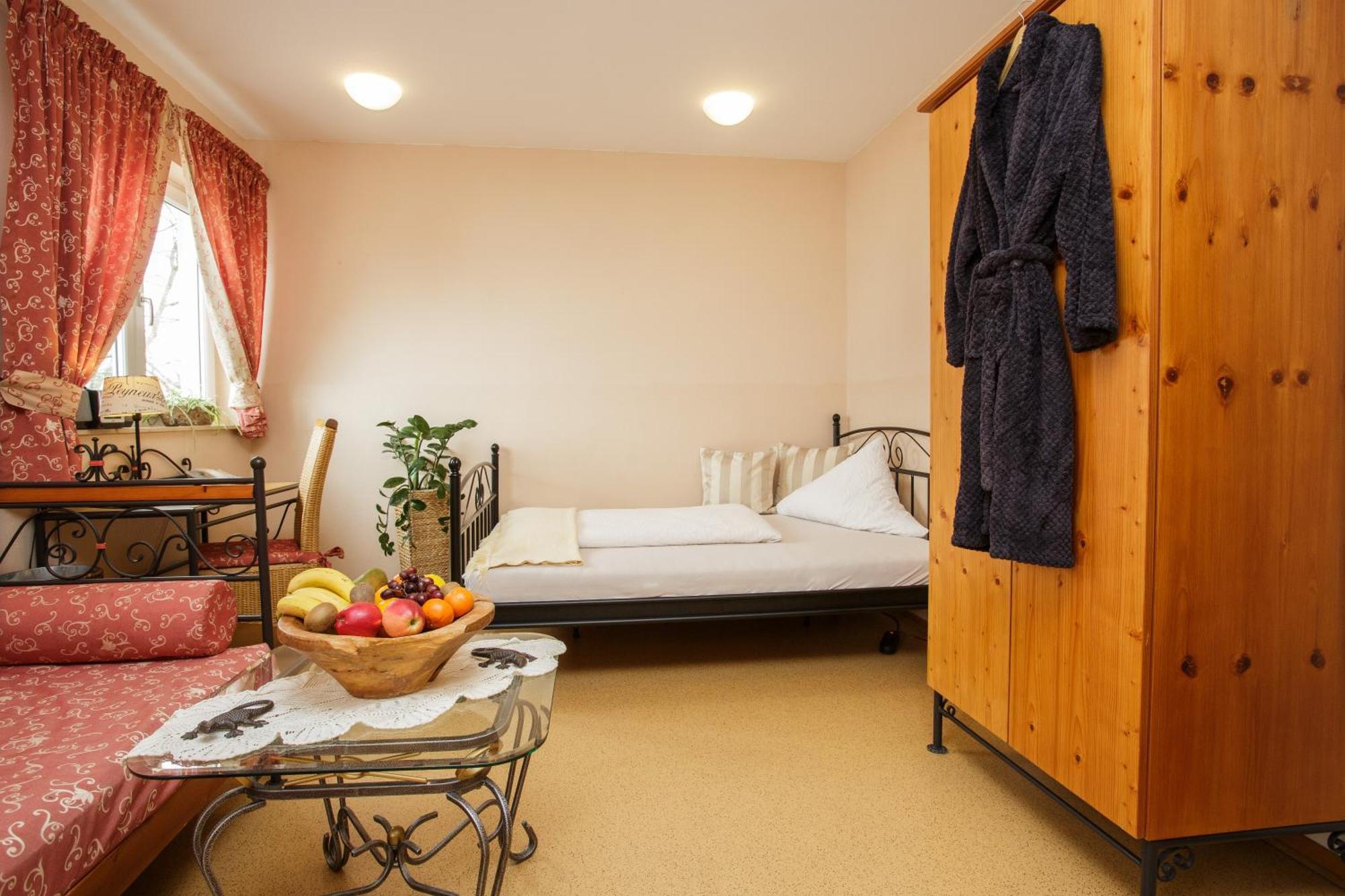 Mediterran Hotel Juwel Karlstein am Main المظهر الخارجي الصورة