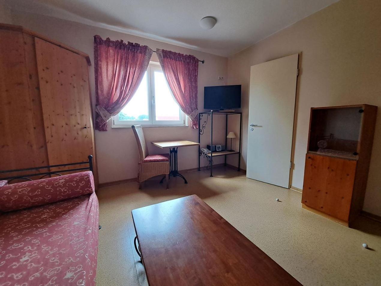 Mediterran Hotel Juwel Karlstein am Main المظهر الخارجي الصورة