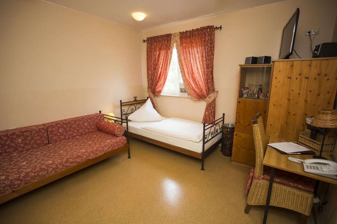 Mediterran Hotel Juwel Karlstein am Main المظهر الخارجي الصورة