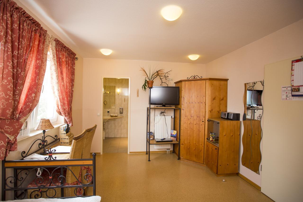 Mediterran Hotel Juwel Karlstein am Main المظهر الخارجي الصورة